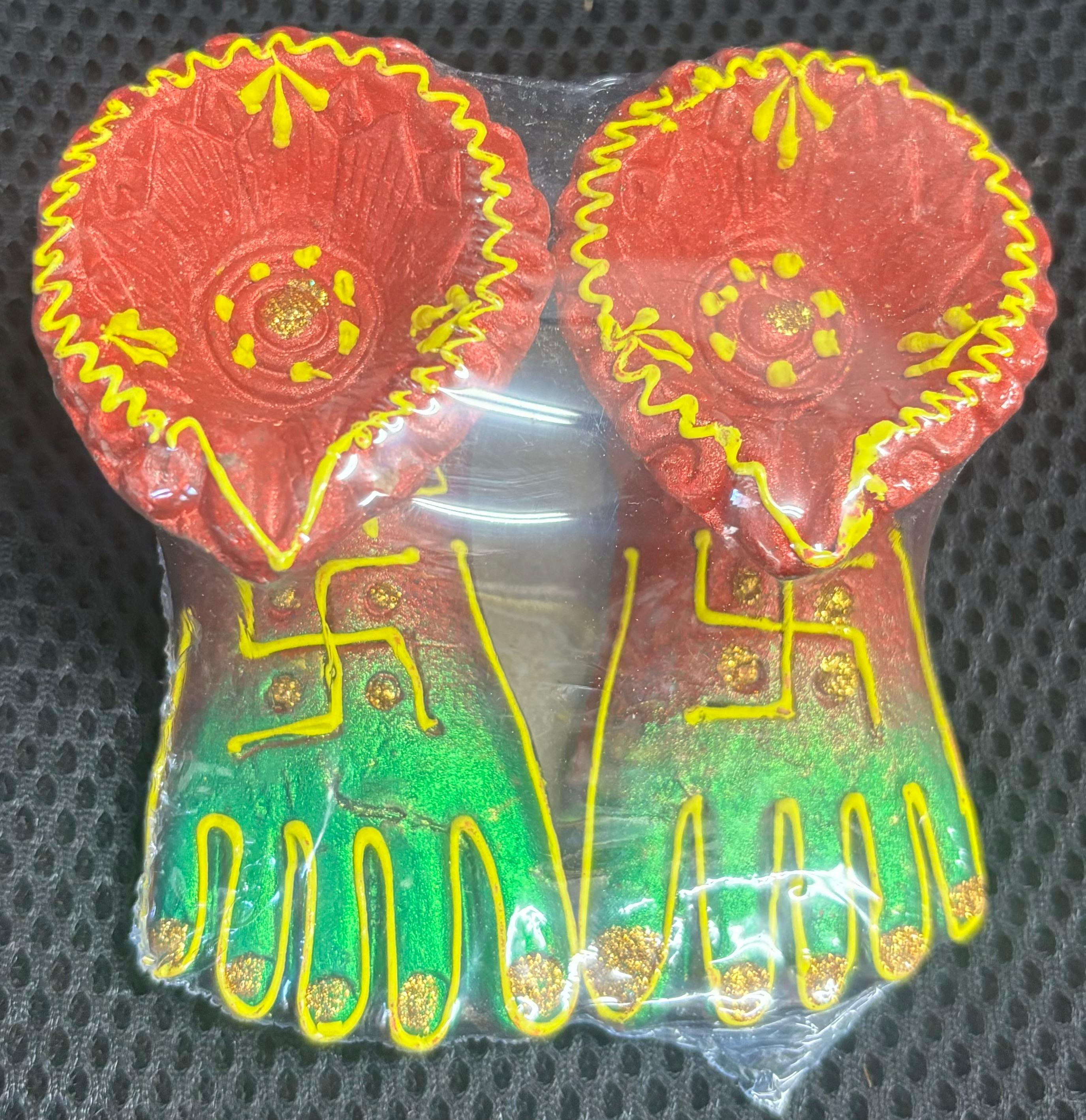 Diwali Laxmi Paduka Diya 3×1 inch (2 Pieces in 1 set)